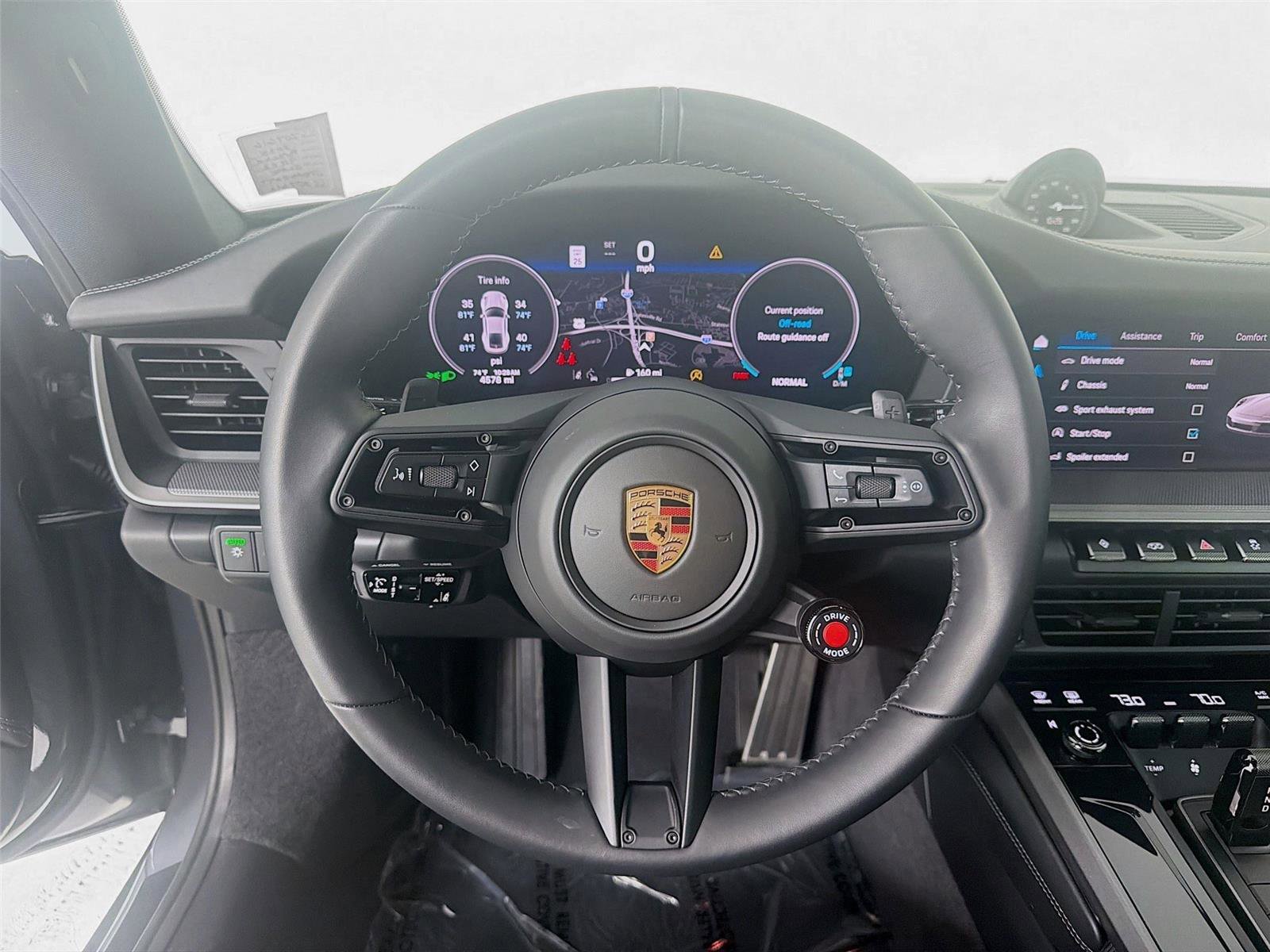 Certified 2025 Porsche 911 Carrera image 12