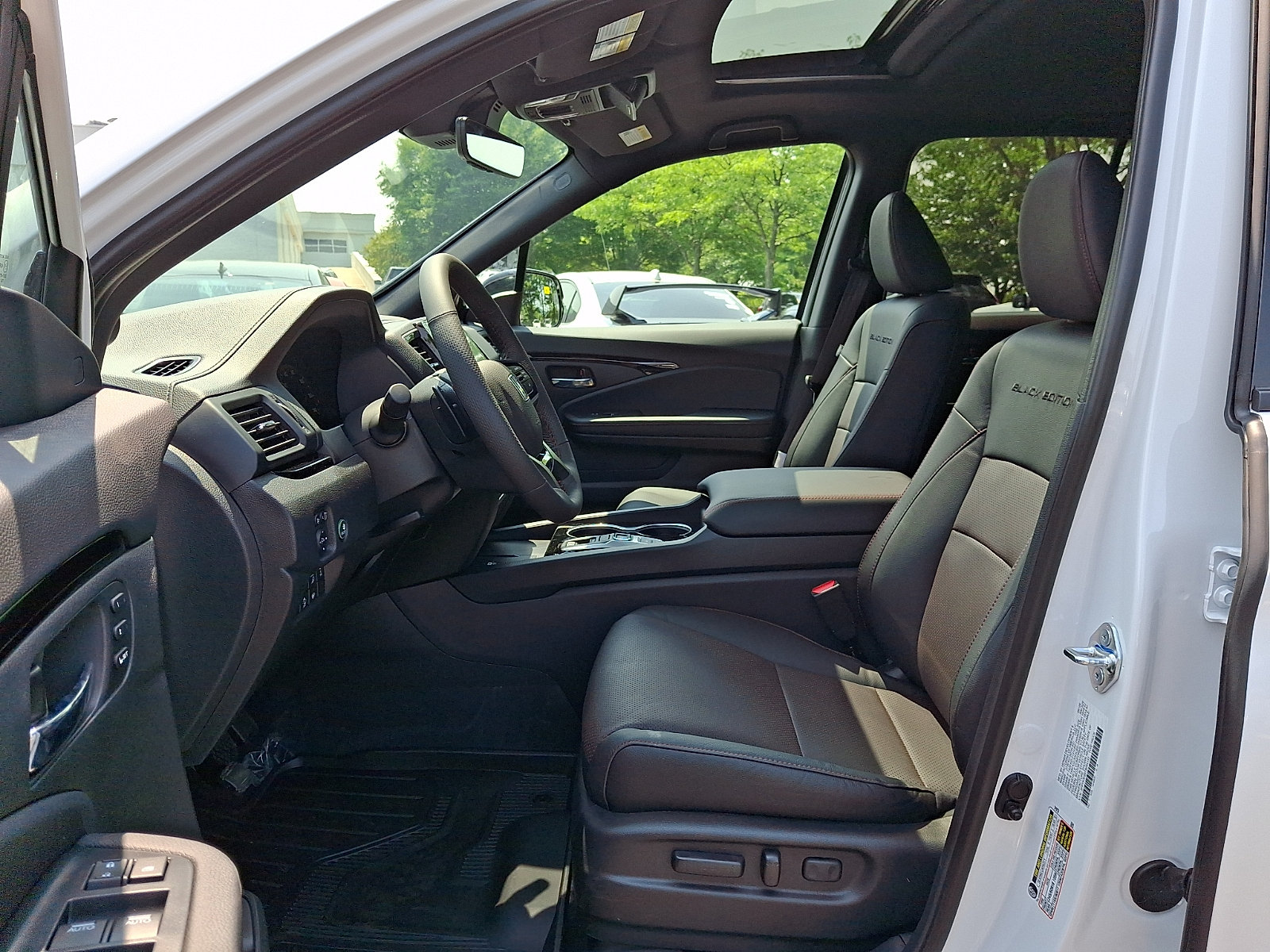 New 2026 Honda Ridgeline Black Edition image 6