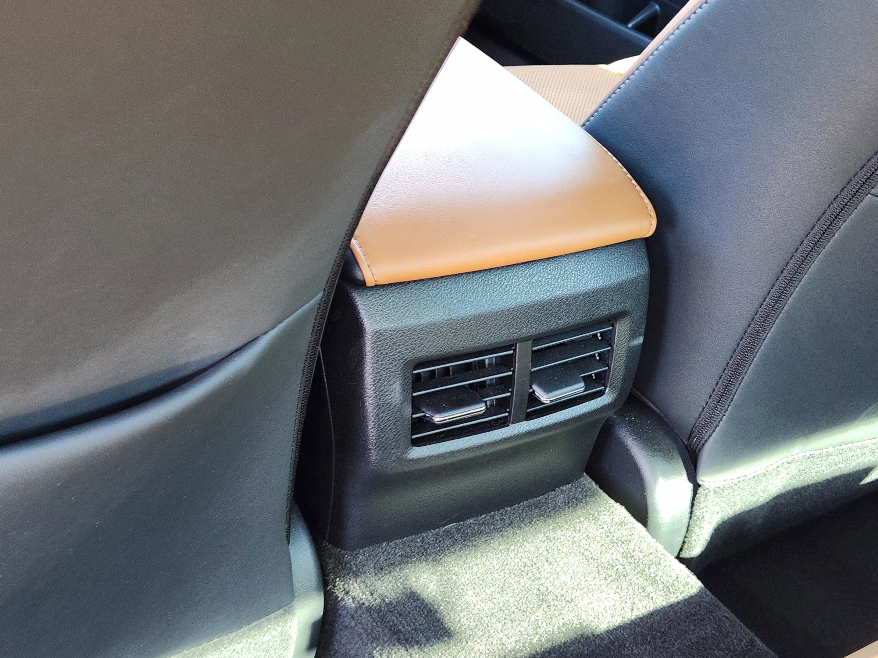 Used 2024 Lexus IS 300 F Sport RWD image 29