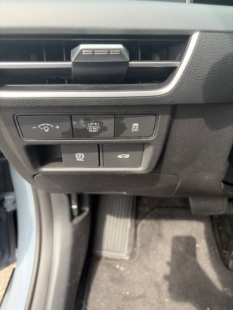 Used 2026 Hyundai Sonata SEL FWD image 12