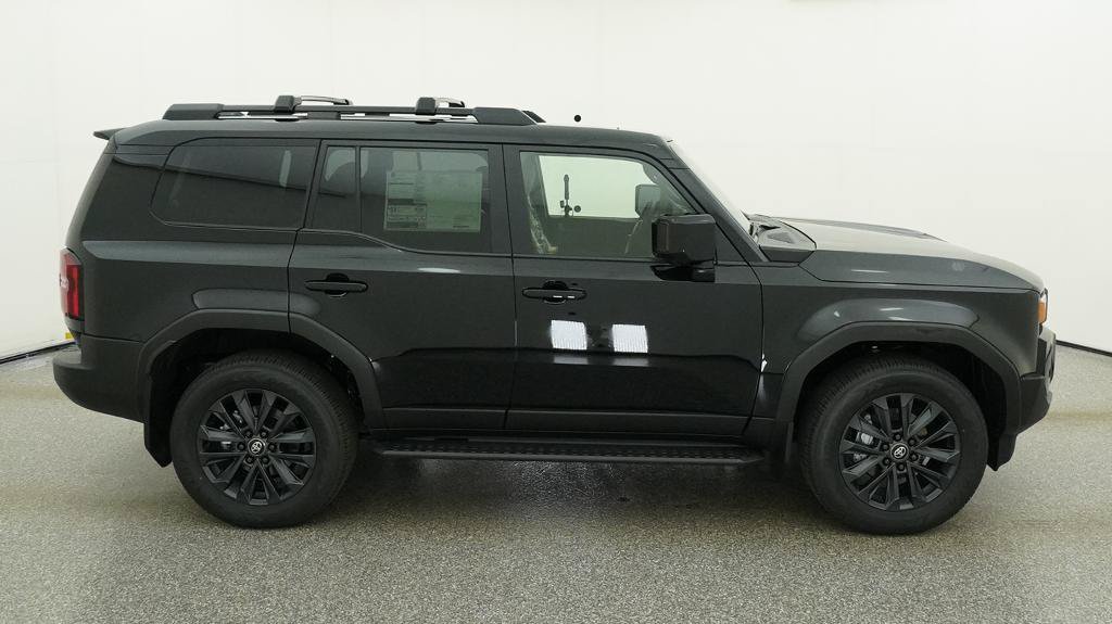 New 2027 Toyota Land Cruiser w/ Premium Package AWD/4WD image 14