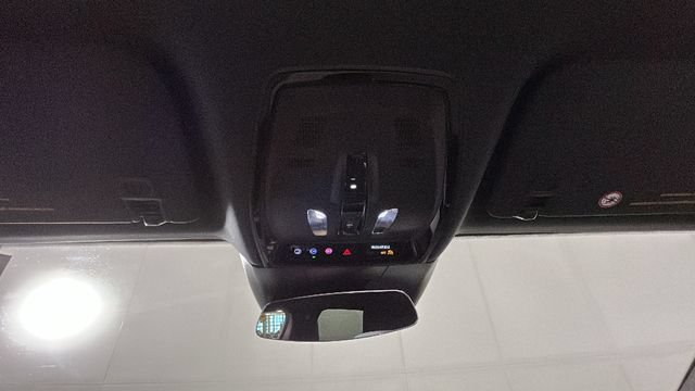 Used 2024 Cadillac Lyriq Sport RWD image 26
