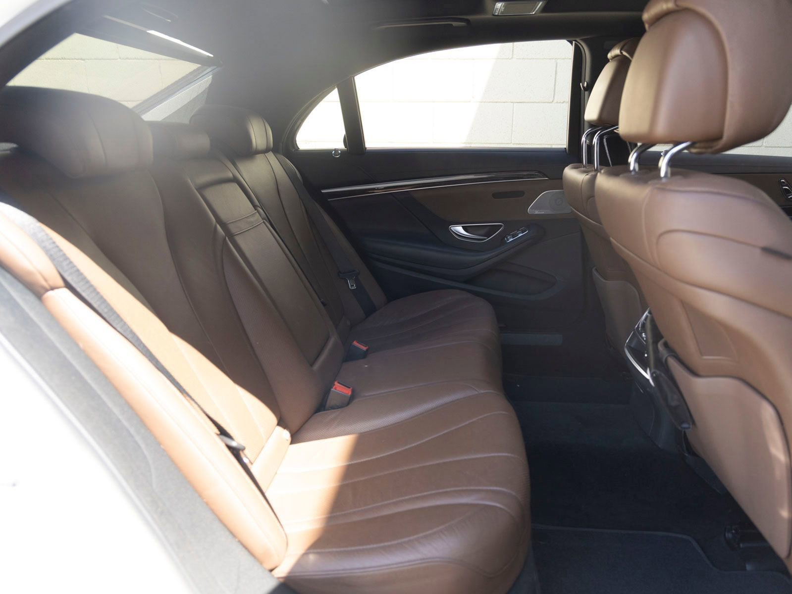 Used 2017 Mercedes-Benz S 550 Sedan image 24