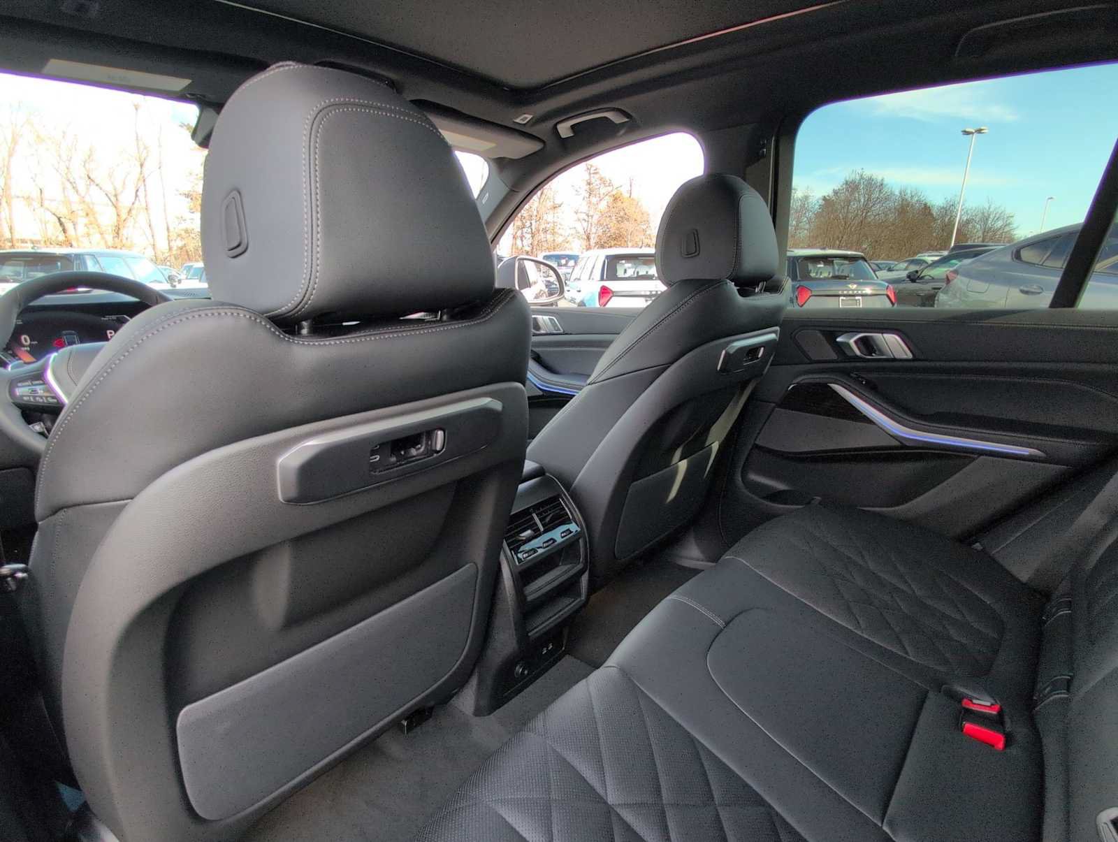 Used 2026 BMW X5 xDrive40i w/ Premium Package AWD/4WD image 19