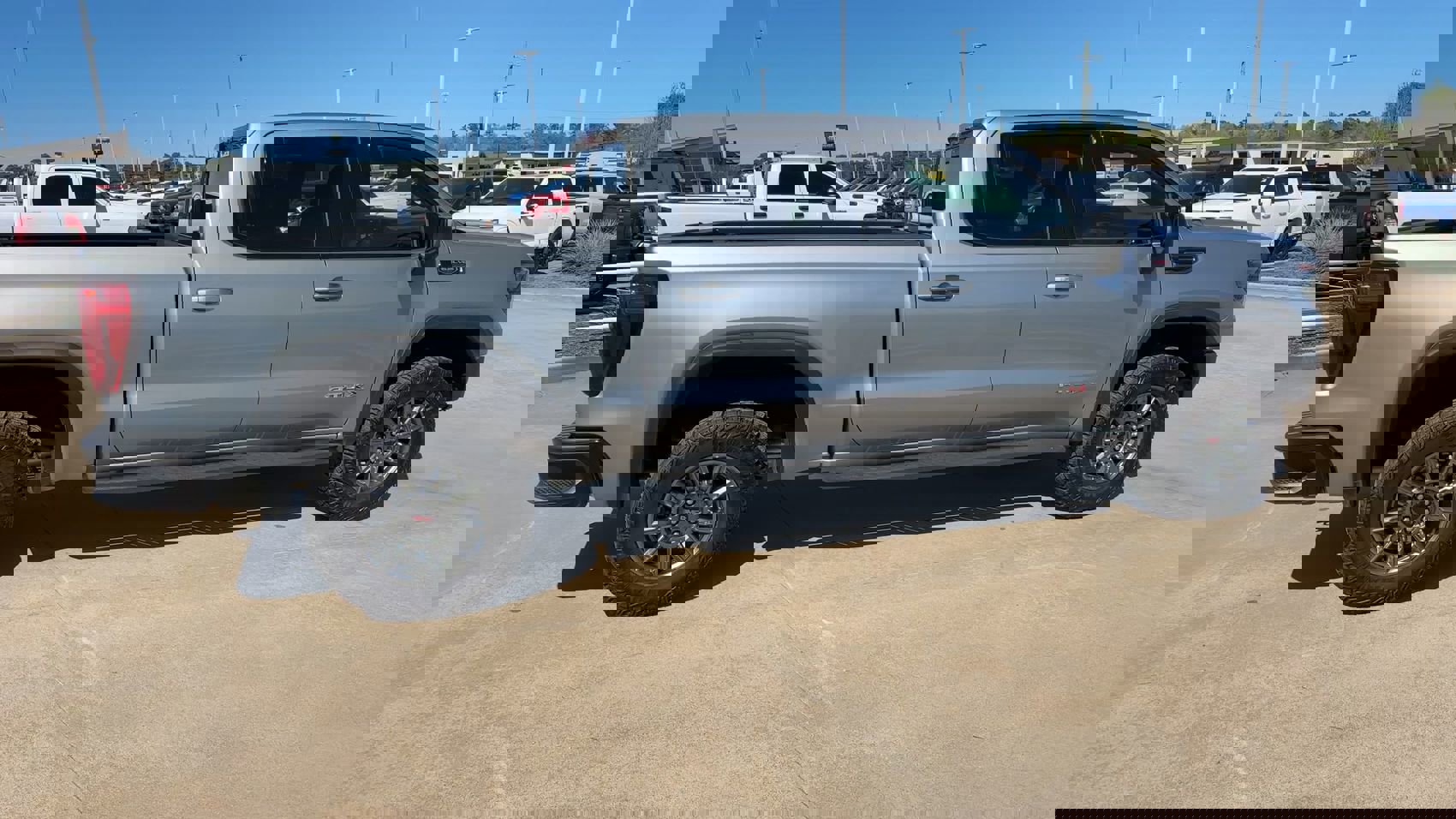 Used 2025 GMC Sierra 1500 AT4X image 8