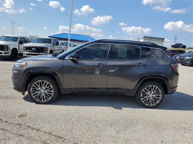 Used 2022 Jeep Compass Limited w/ Elite Group image 7