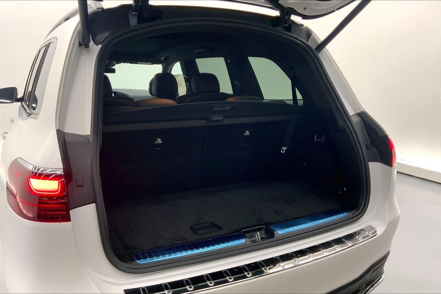 New 2026 Mercedes-Benz GLS 450 4MATIC image 17