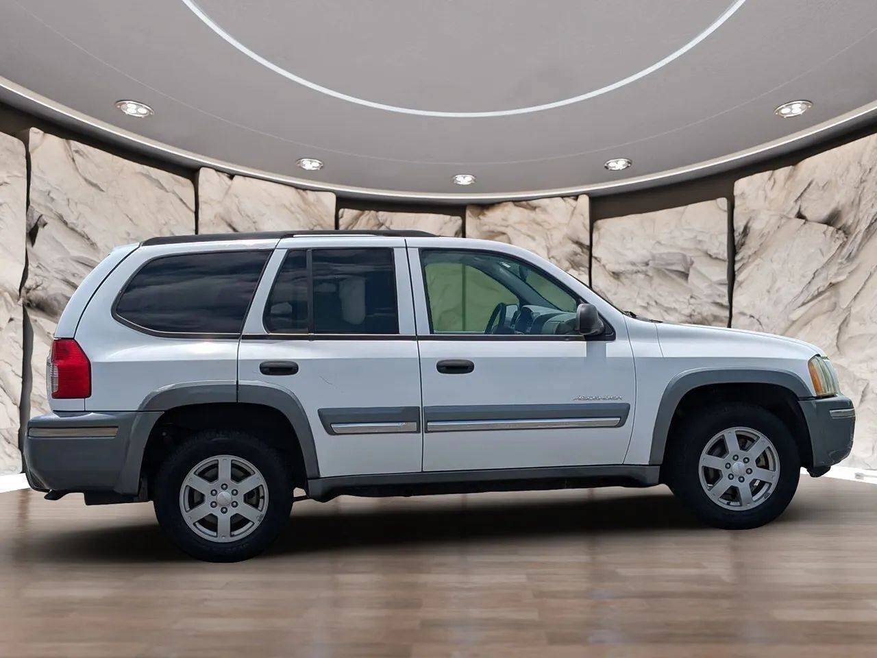 Used 2005 Isuzu Ascender S RWD image 14