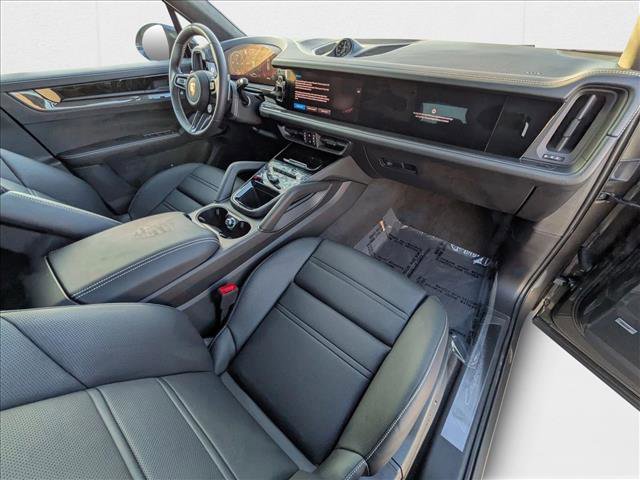 New 2025 Porsche Cayenne GTS image 26