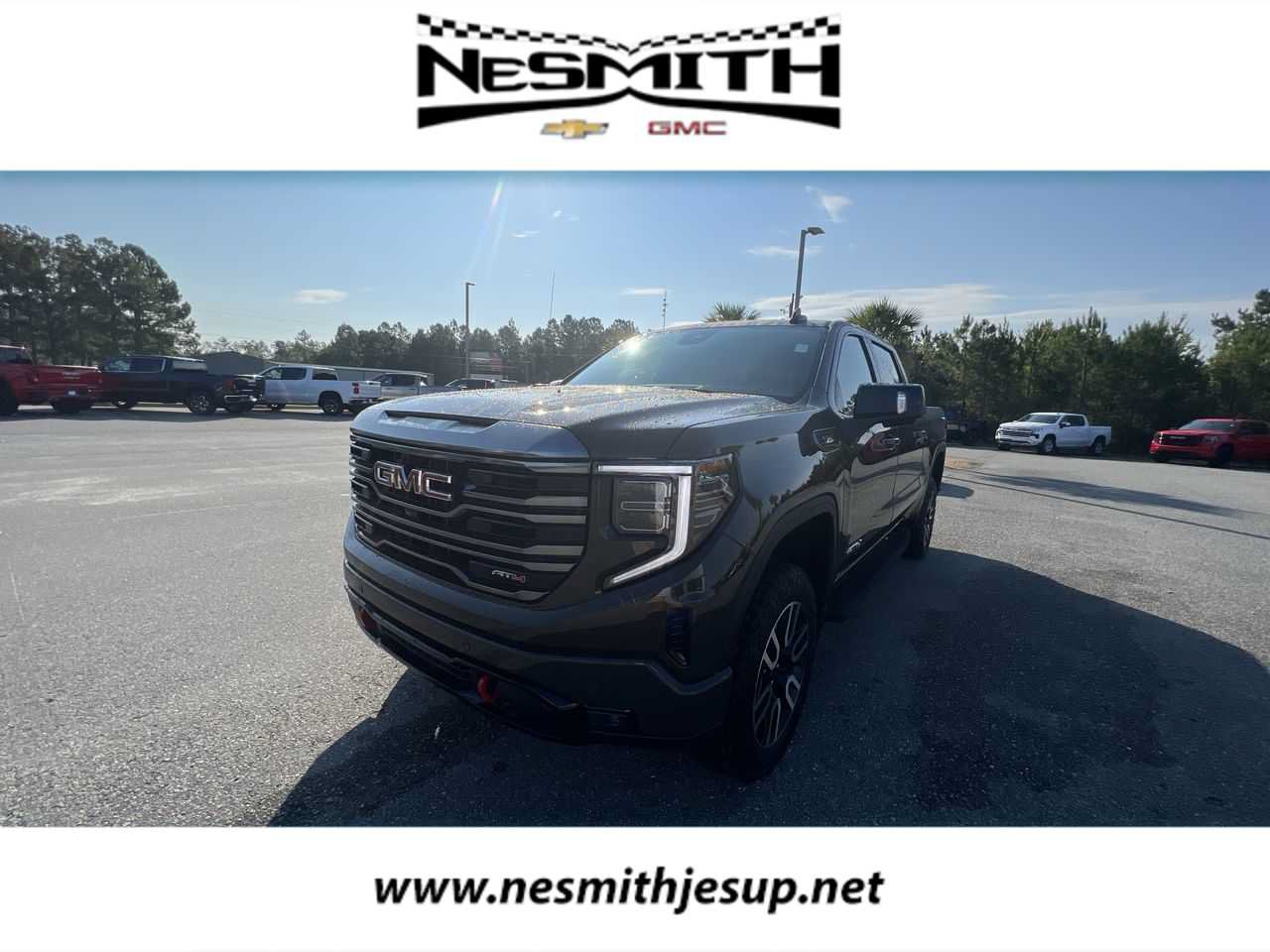 Used 2023 GMC Sierra 1500 AT4 w/ AT4 Premium Package AWD/4WD image 1