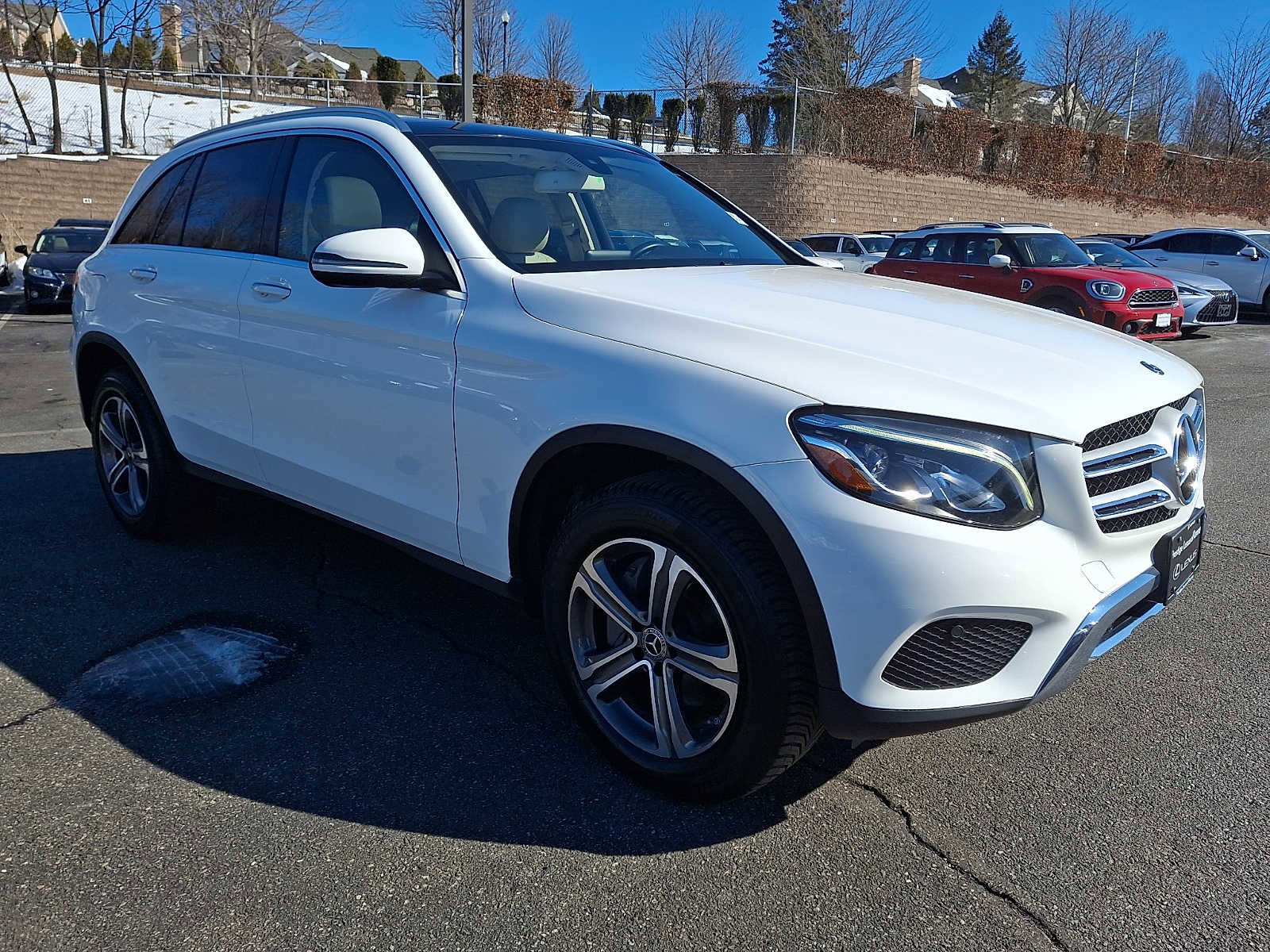 Used 2019 Mercedes-Benz GLC 300 4MATIC image 3