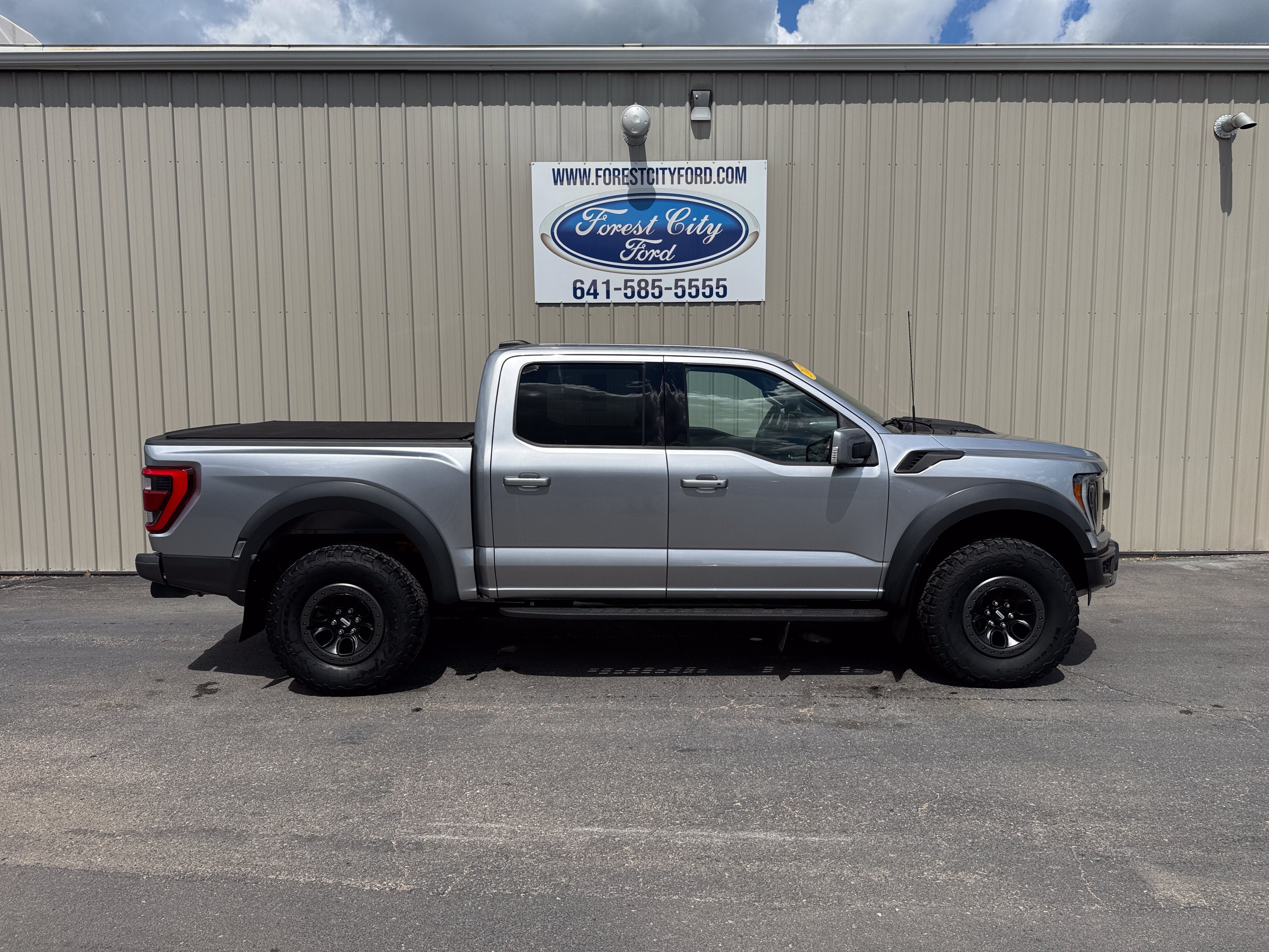 Used 2023 Ford F150 Raptor w/ Raptor Carbon Fiber Package AWD/4WD image 6