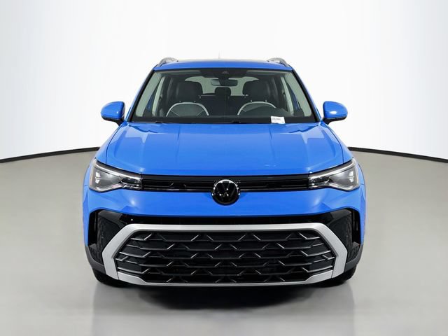 New 2026 Volkswagen Taos SE AWD/4WD image 2