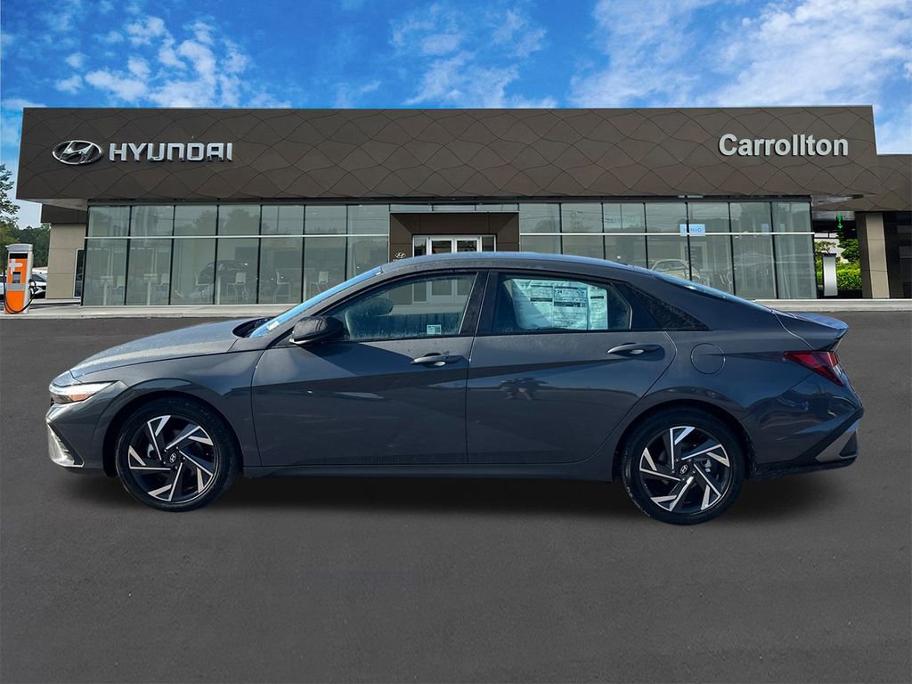 New 2025 Hyundai Elantra Sport image 8