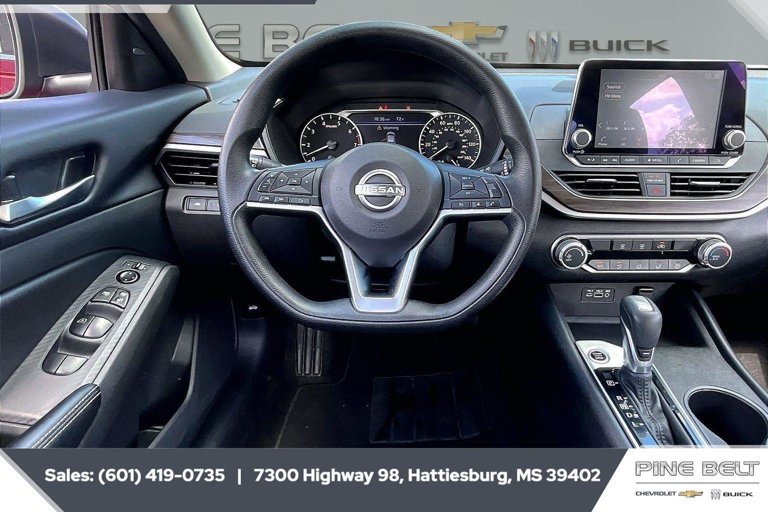 Used 2025 Nissan Altima 2.5 SV image 5