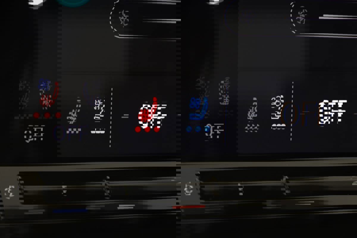 Used 2024 Volkswagen Atlas SEL Premium R-Line image 9