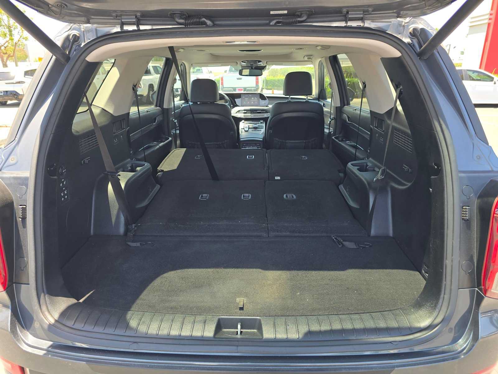 Used 2020 Hyundai Palisade SEL FWD image 16