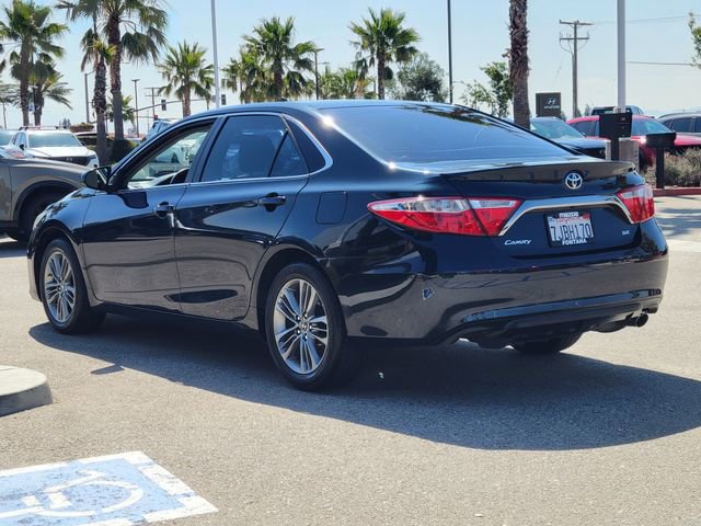 Used 2015 Toyota Camry SE FWD image 3