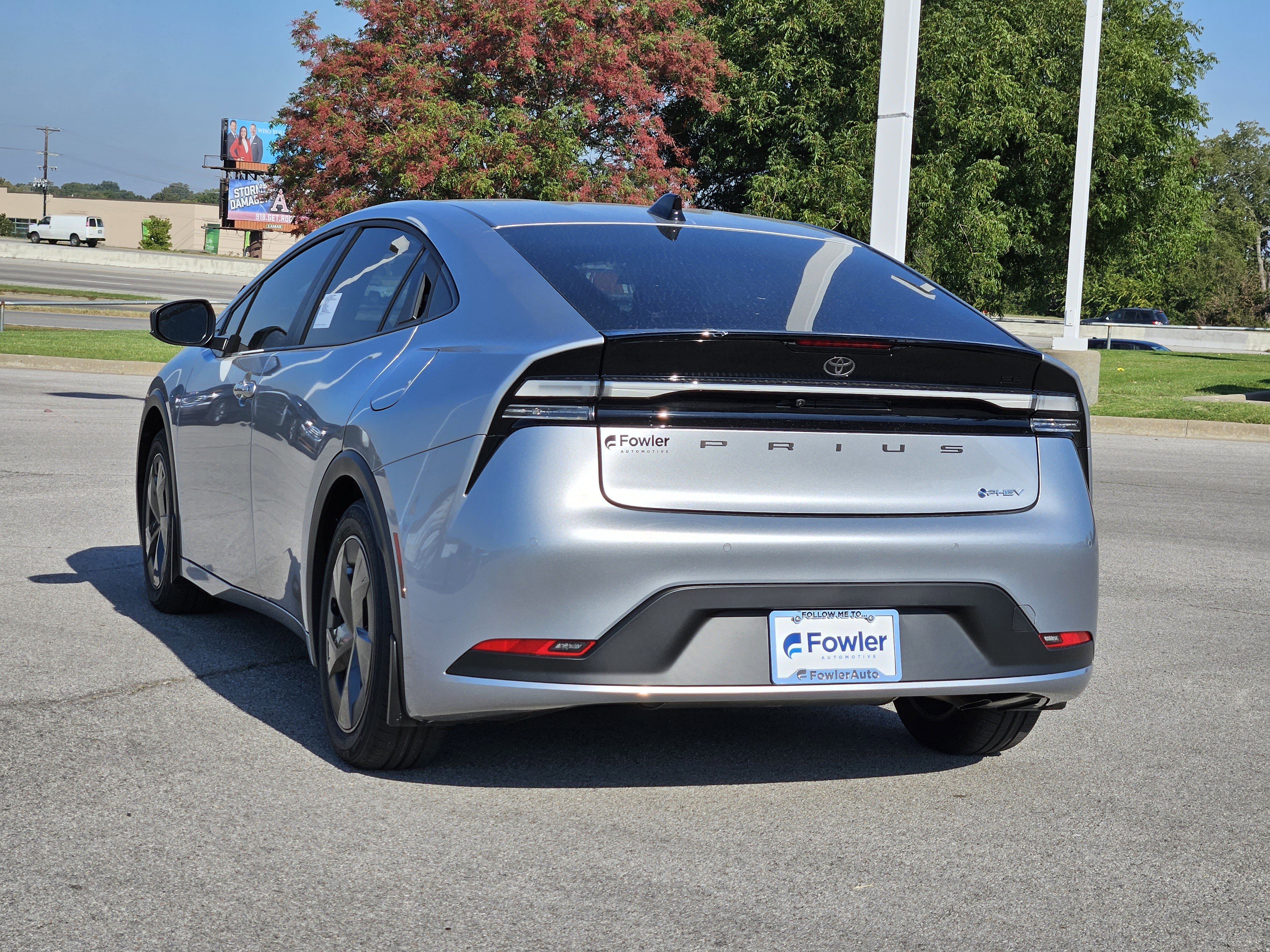 New 2026 Toyota Prius Plug-In Hybrid image 3