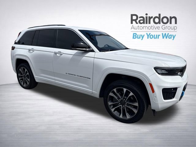 Used 2023 Jeep Grand Cherokee Overland w/ Luxury Tech Group IV AWD/4WD image 1