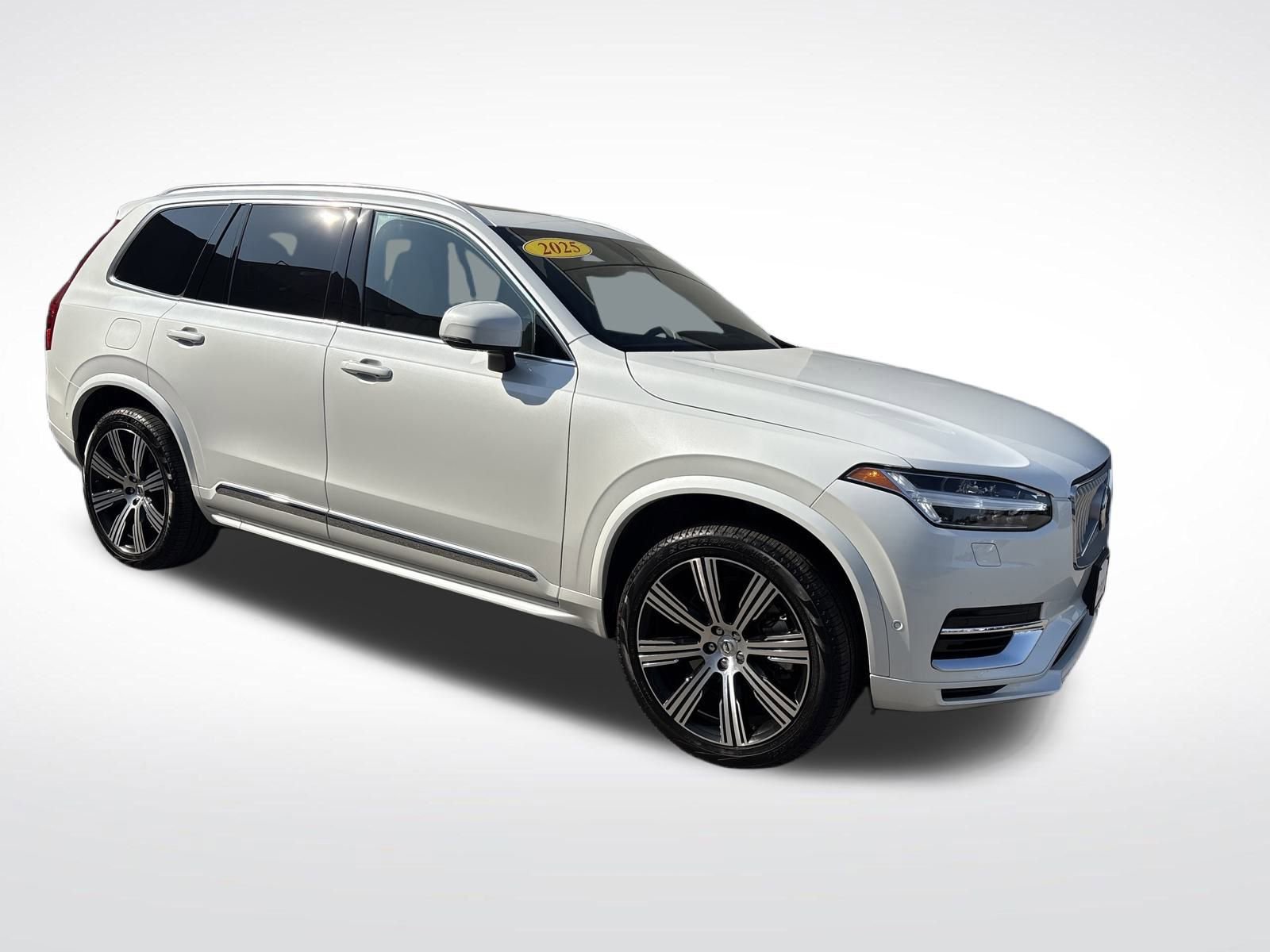 Certified 2025 Volvo XC90 T8 Ultra w/ Protection Package Premier image 9