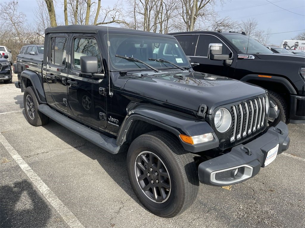 Used 2022 Jeep Gladiator Overland w/ Cold Weather Group image 12