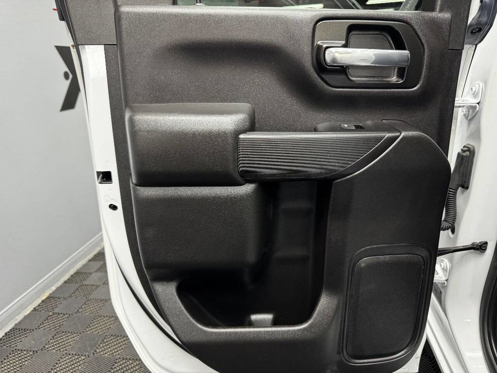 Used 2024 GMC Sierra 2500 Pro image 39