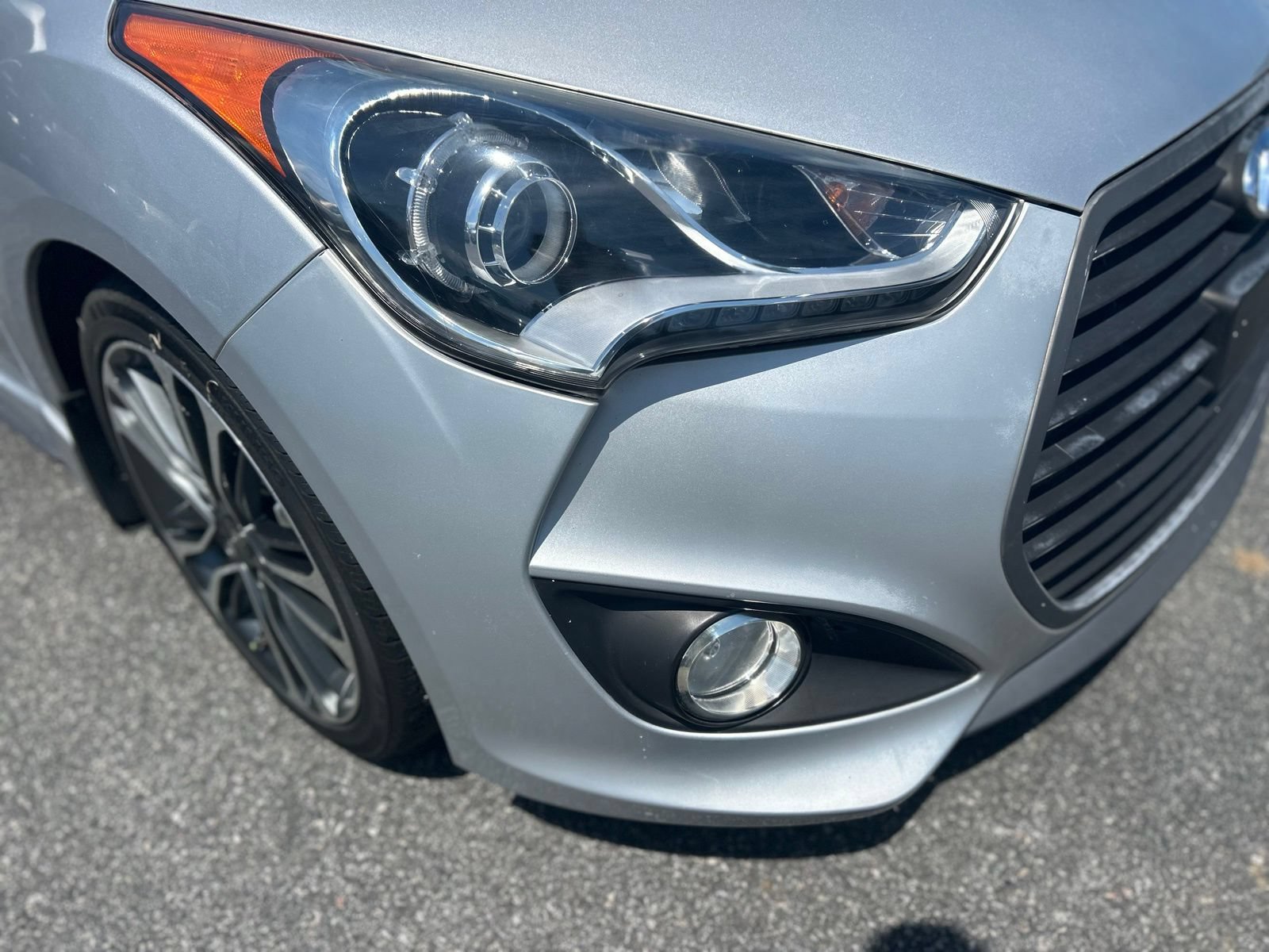 Used 2016 Hyundai Veloster Turbo FWD image 6