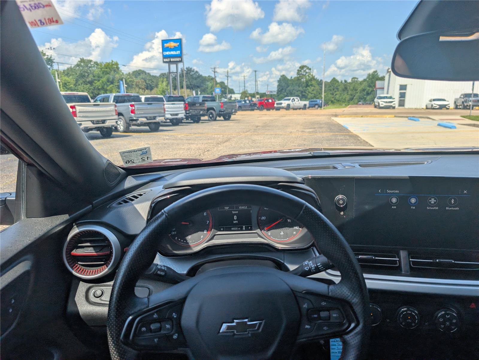 Used 2025 Chevrolet Trax RS w/ Driver Confidence Package FWD image 30