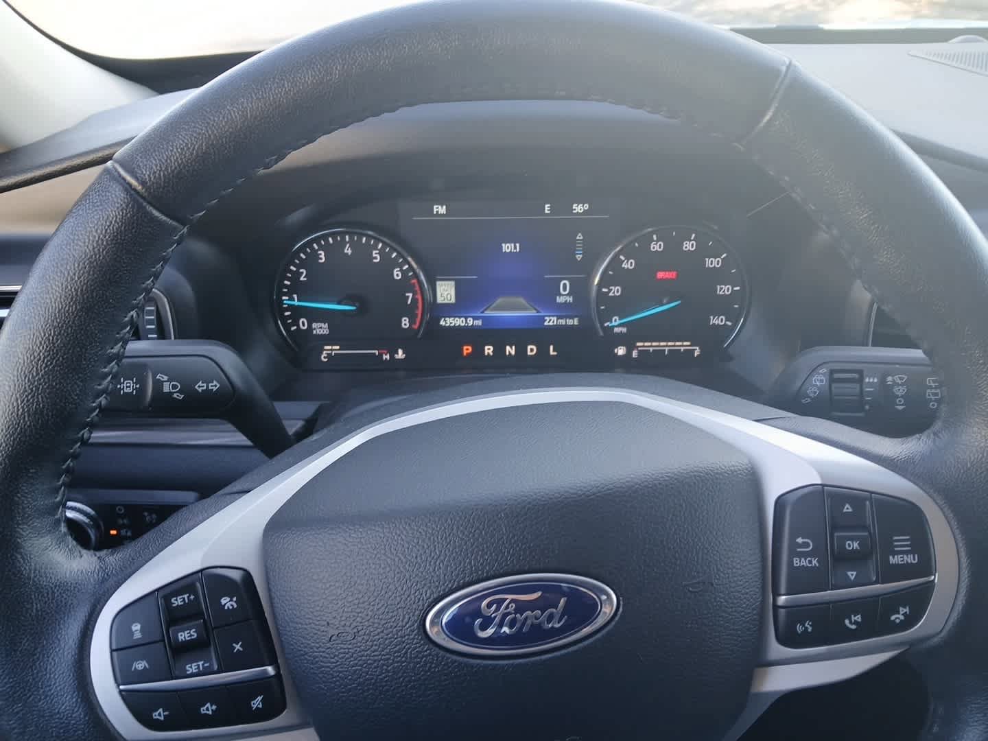 Used 2023 Ford Explorer Limited AWD/4WD image 31