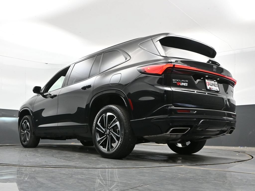 Used 2025 Buick Enclave Sport Touring AWD/4WD image 47