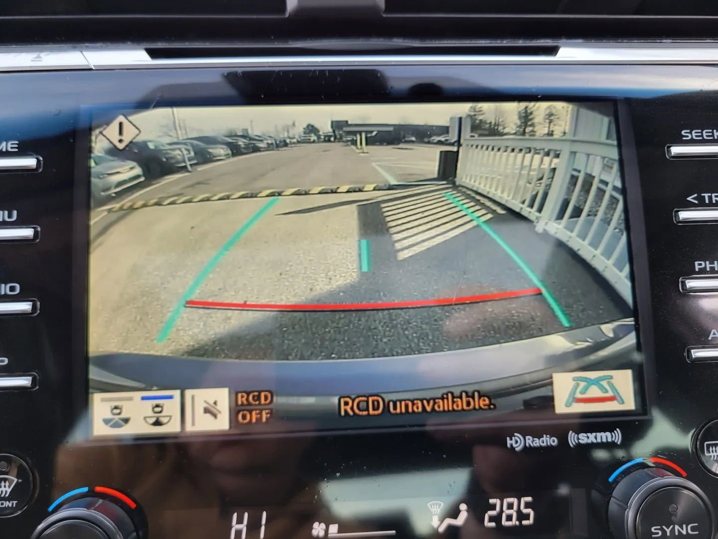 Used 2019 Toyota Camry XSE image 3