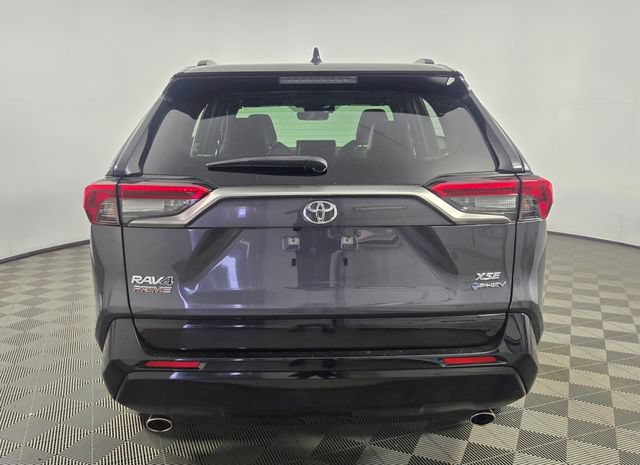 Used 2025 Toyota RAV4 XSE w/ Weather Package AWD/4WD image 11