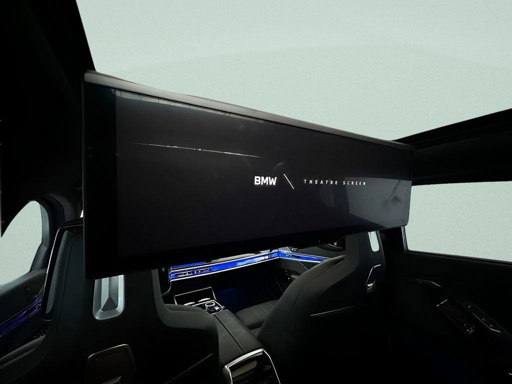 Certified 2023 BMW 740i RWD image 24