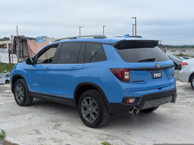 Used 2025 Honda Passport TrailSport image 8