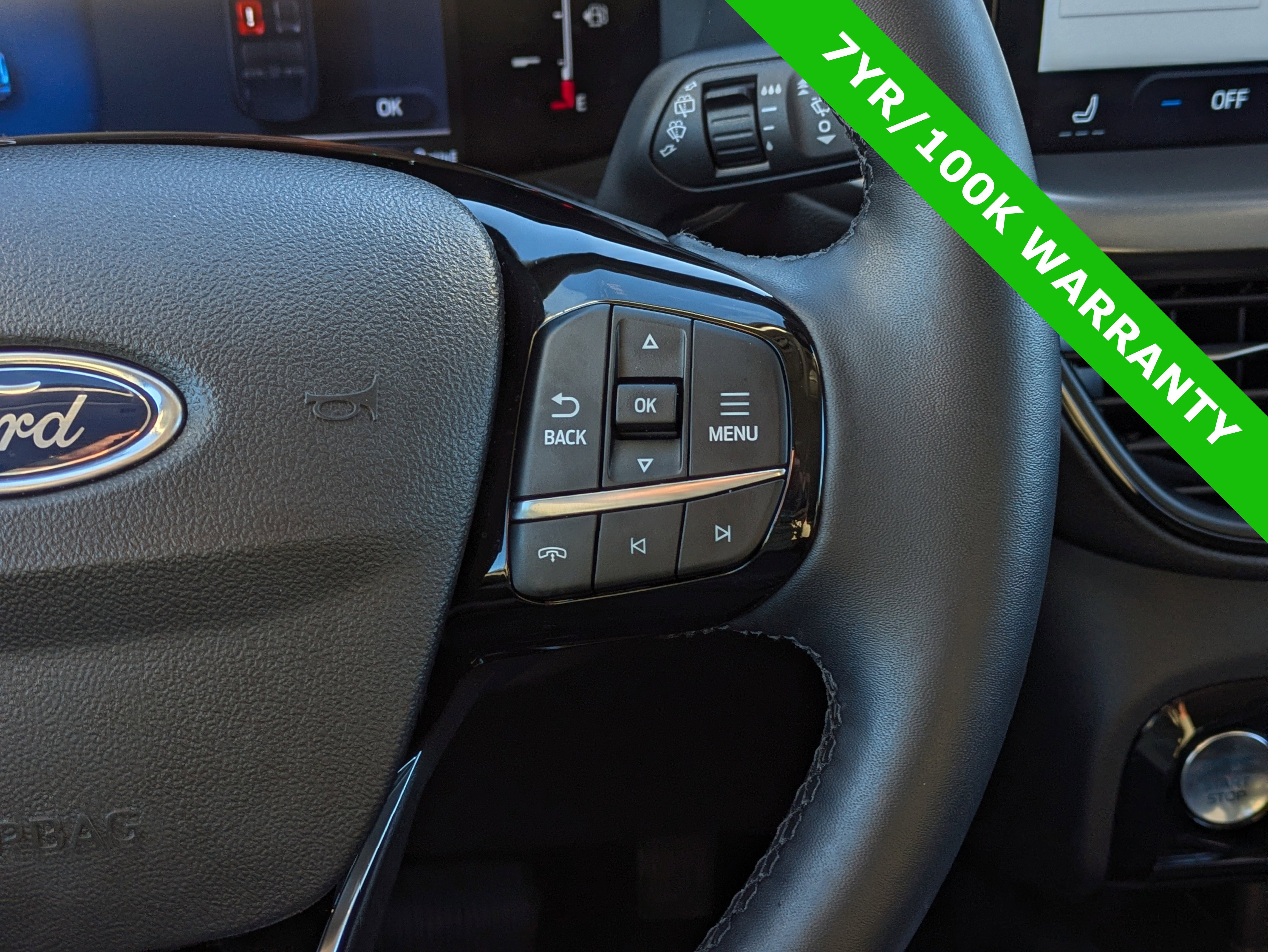 Certified 2025 Ford Escape PHEV image 26