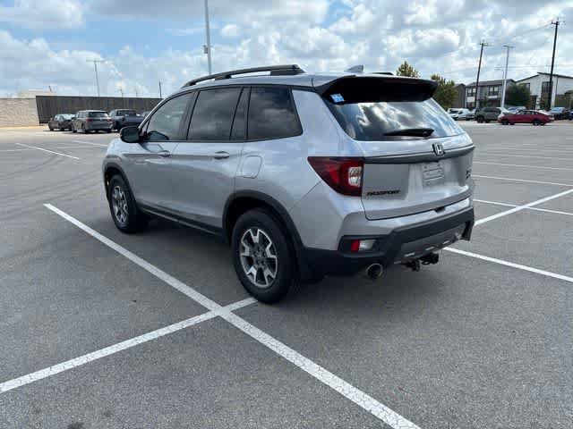 Used 2023 Honda Passport TrailSport image 3
