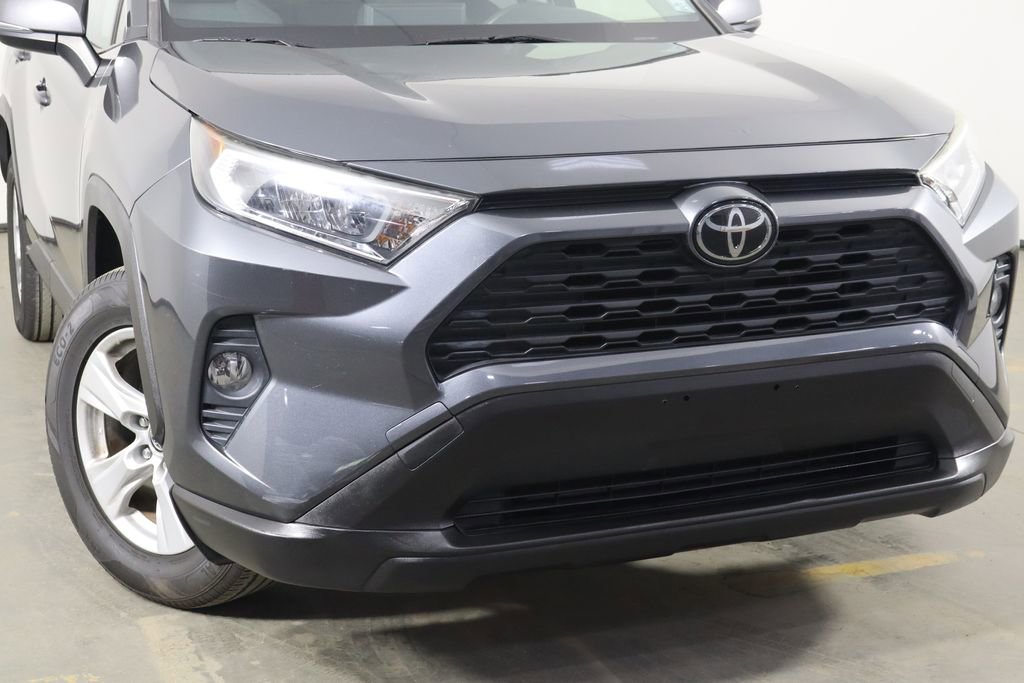 Used 2019 Toyota RAV4 XLE FWD image 45