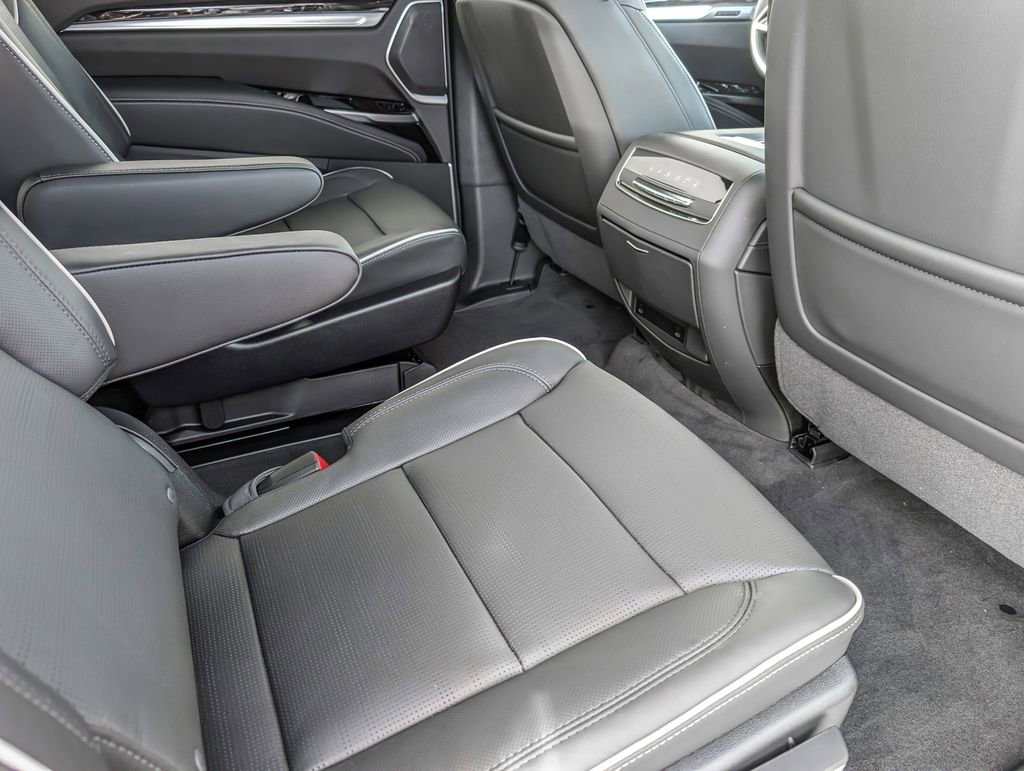 New 2026 Cadillac Escalade Luxury w/ Touring Package image 20