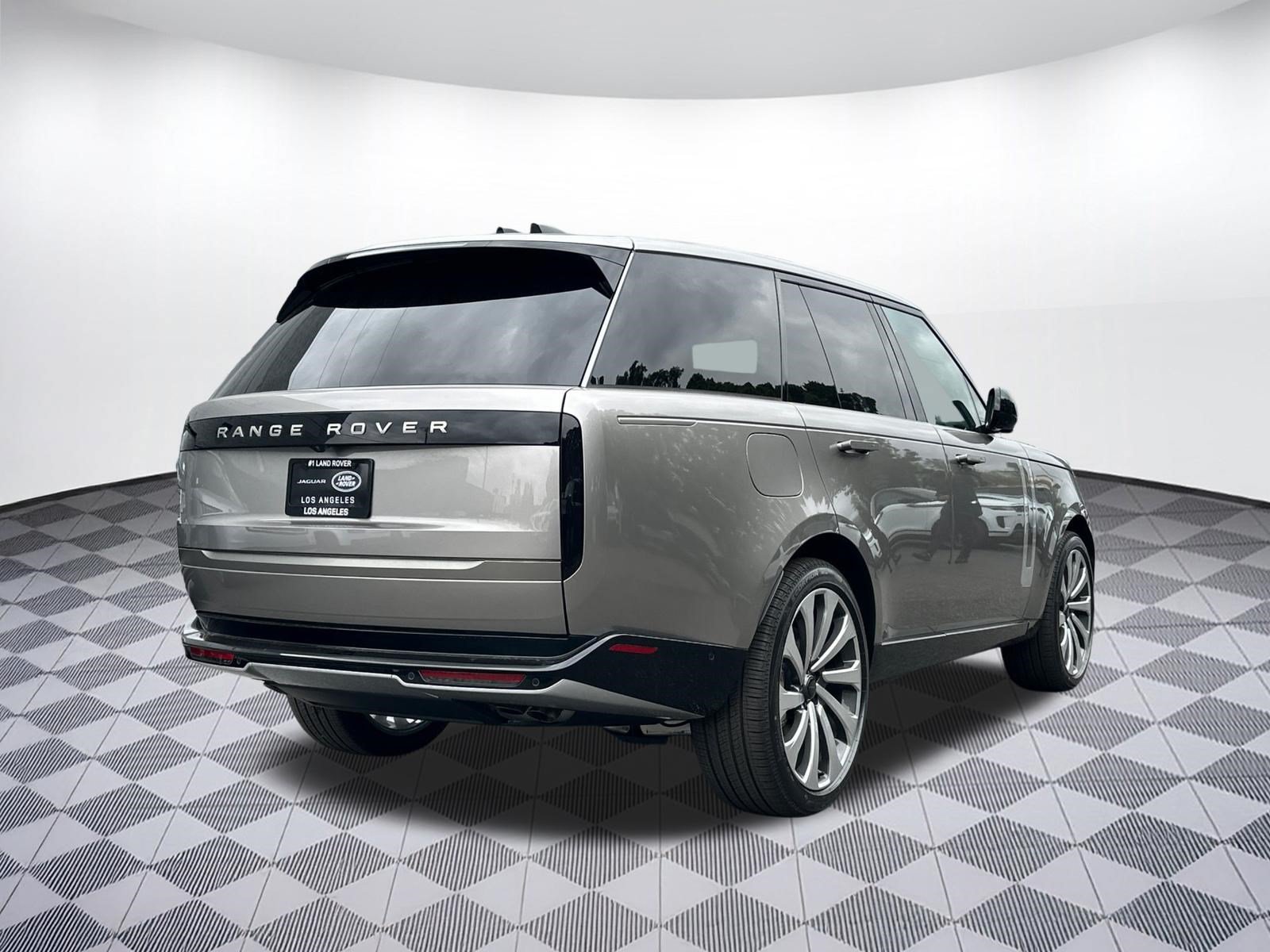 New 2026 Land Rover Range Rover SE AWD/4WD image 9