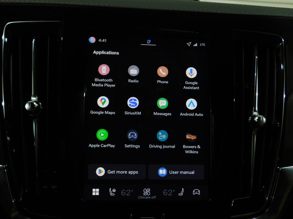 Used 2026 Volvo V90 B6 Cross Country Ultra image 53