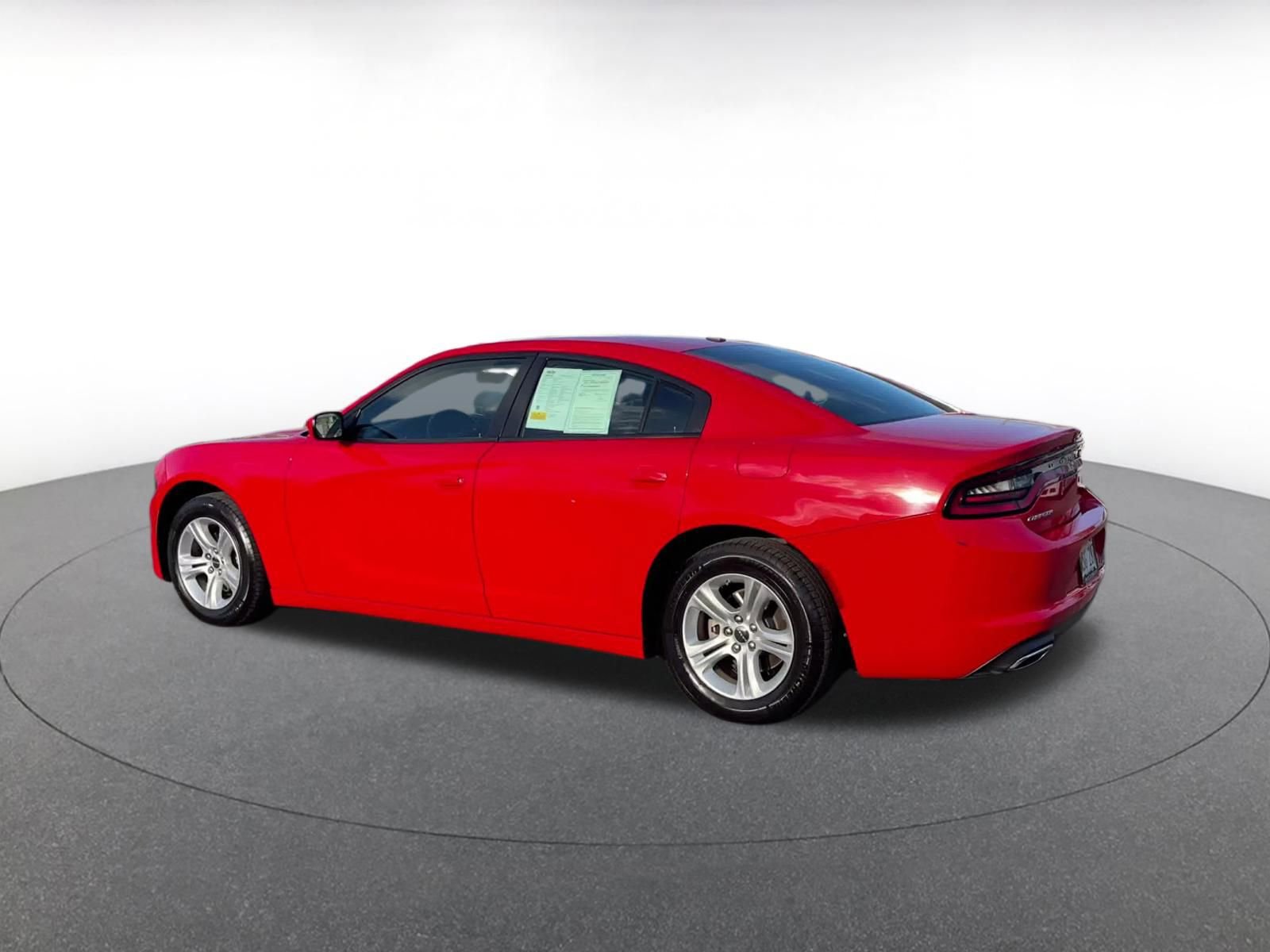 Used 2022 Dodge Charger SXT image 9