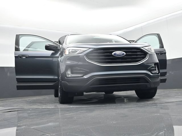 Certified 2022 Ford Edge SEL w/ Sport Appearance Package AWD/4WD image 70