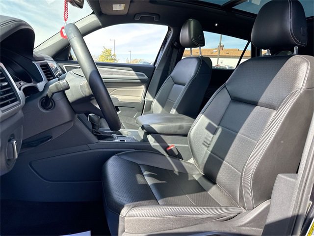 Used 2021 Volkswagen Atlas Cross Sport SE w/ Panoramic Sunroof Package image 11