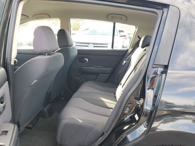 Used 2007 Nissan Versa SL w/ Convenience Pkg image 11