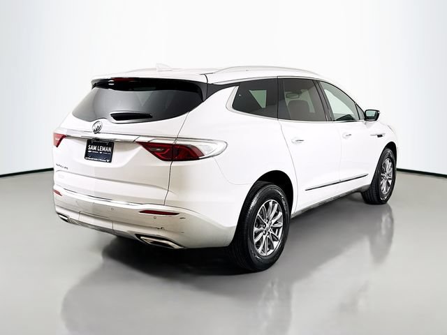 Used 2023 Buick Enclave Essence FWD image 7