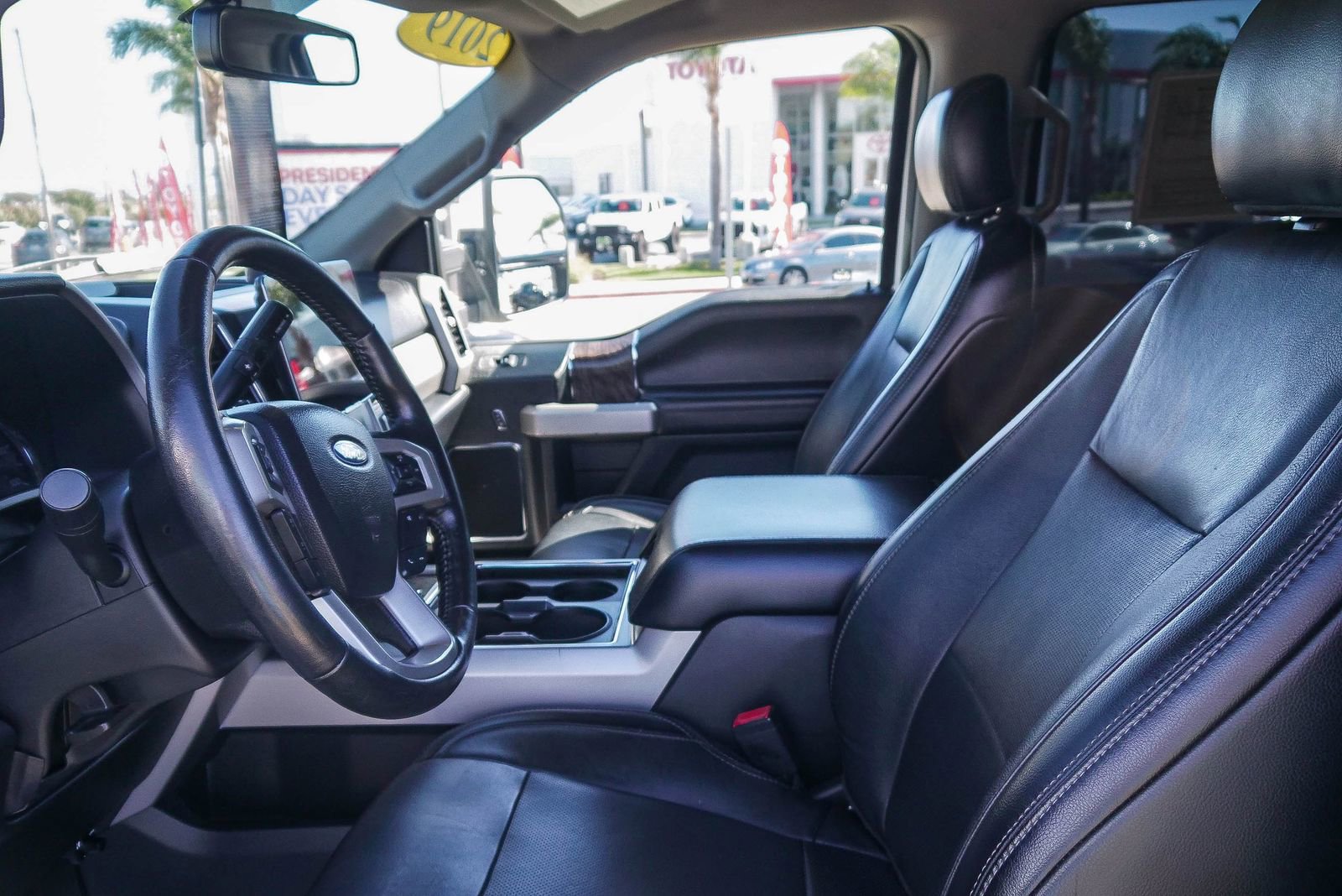 Used 2019 Ford F250 Lariat w/ Lariat Value Package image 17