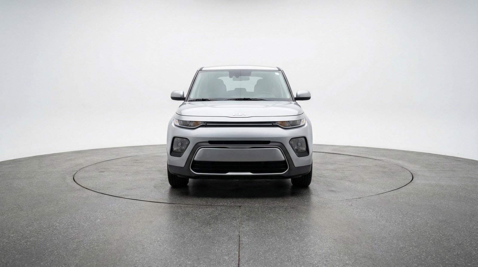 Used 2025 Kia Soul LX w/ LX Technology Package image 2