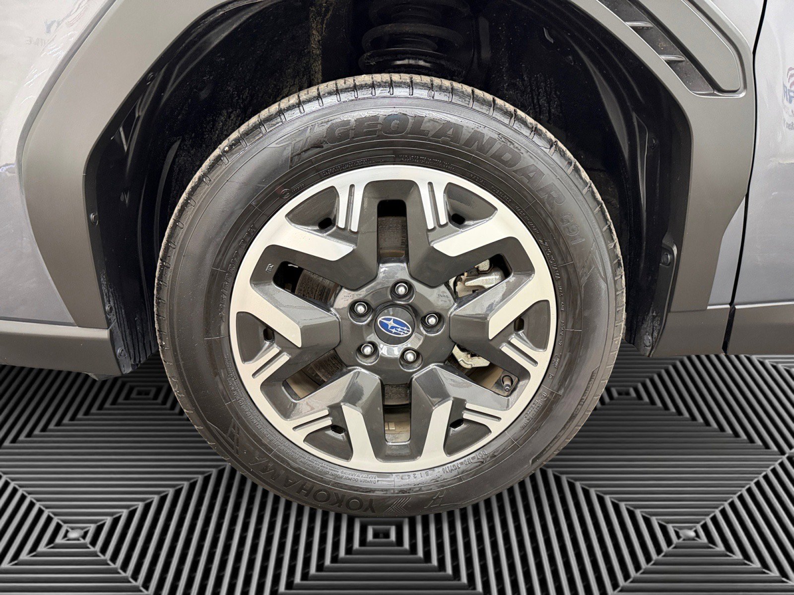 Used 2025 Subaru Forester Premium image 14