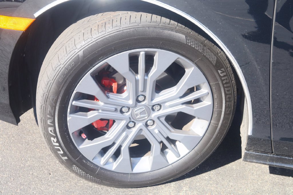 Used 2026 Honda Odyssey Touring image 14